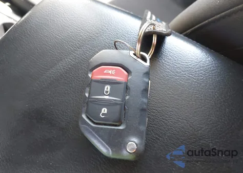 2018 Jeep Wrangler Unlimited Sport S 4X4 из США, поврежденный, VIN 1C4HJXDG6JW136390